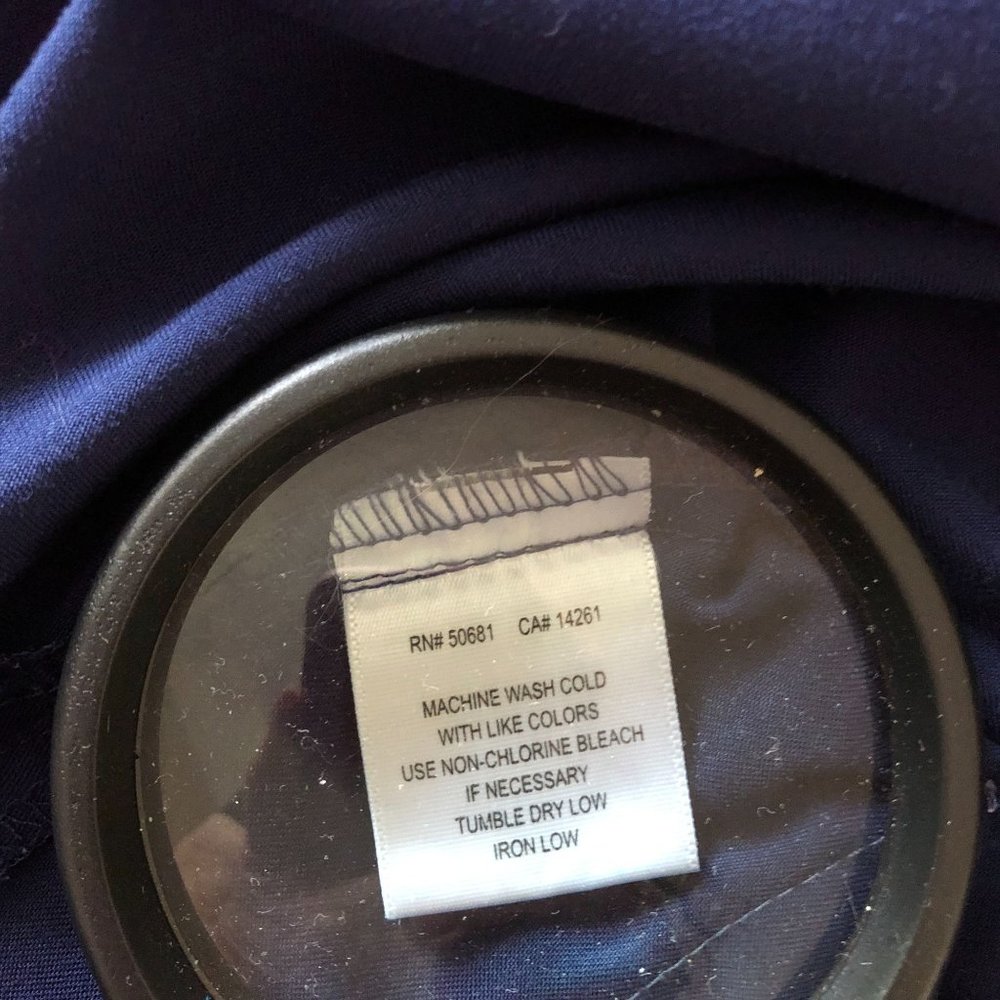 Nurse's Scrub Top Dark Blue Grey's Anatomy Barco 3 Pocket V Neck Size M - Picture 9 of 11